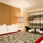 Pullman 4*