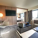 Pullman 4*