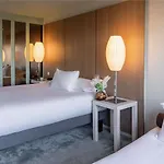 Pullman Hotel 4*