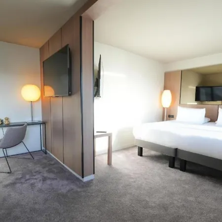 Pullman Hotel 4*