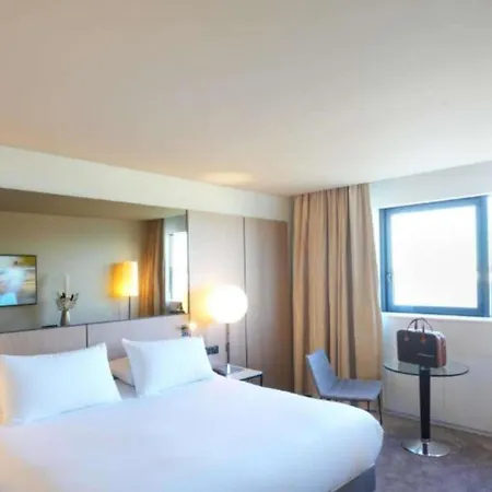 Pullman Szálloda 4*