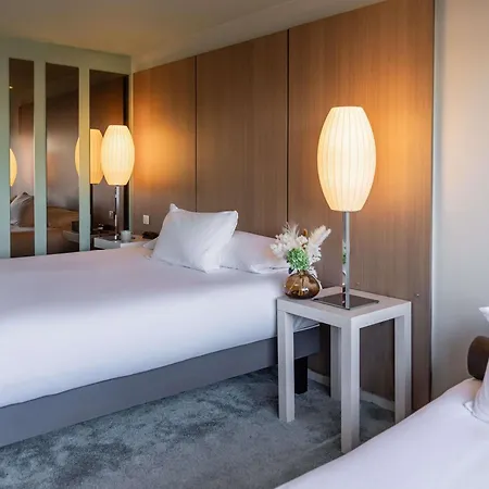 Pullman 4*