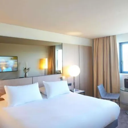 Pullman 4*