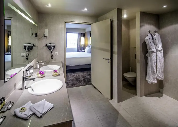 Pullman فندق 4*
